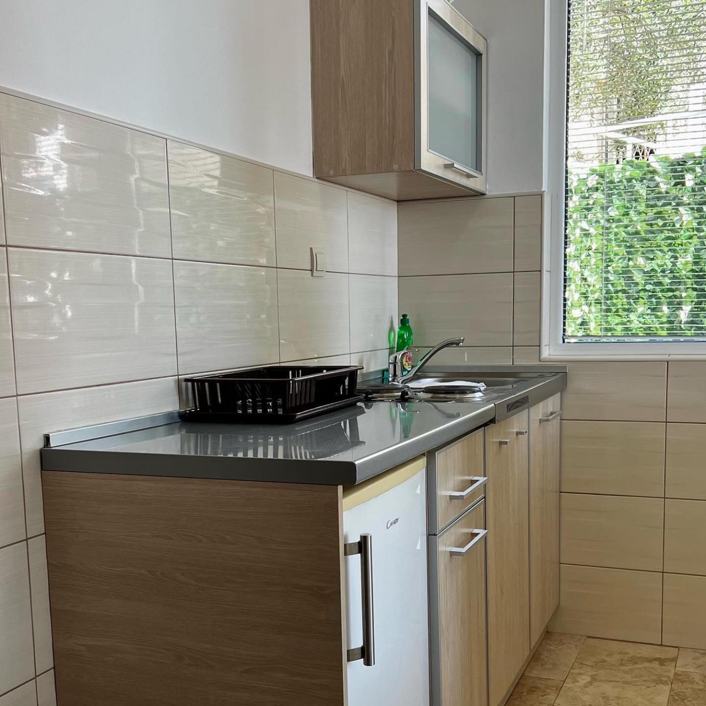 Apartmani Luksic Sutomore Ngoại thất bức ảnh